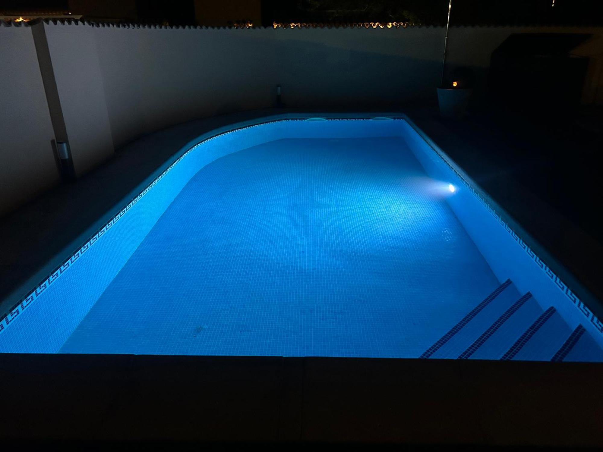 Casa En Sierra De Gredos Piscina Privada La Adrada